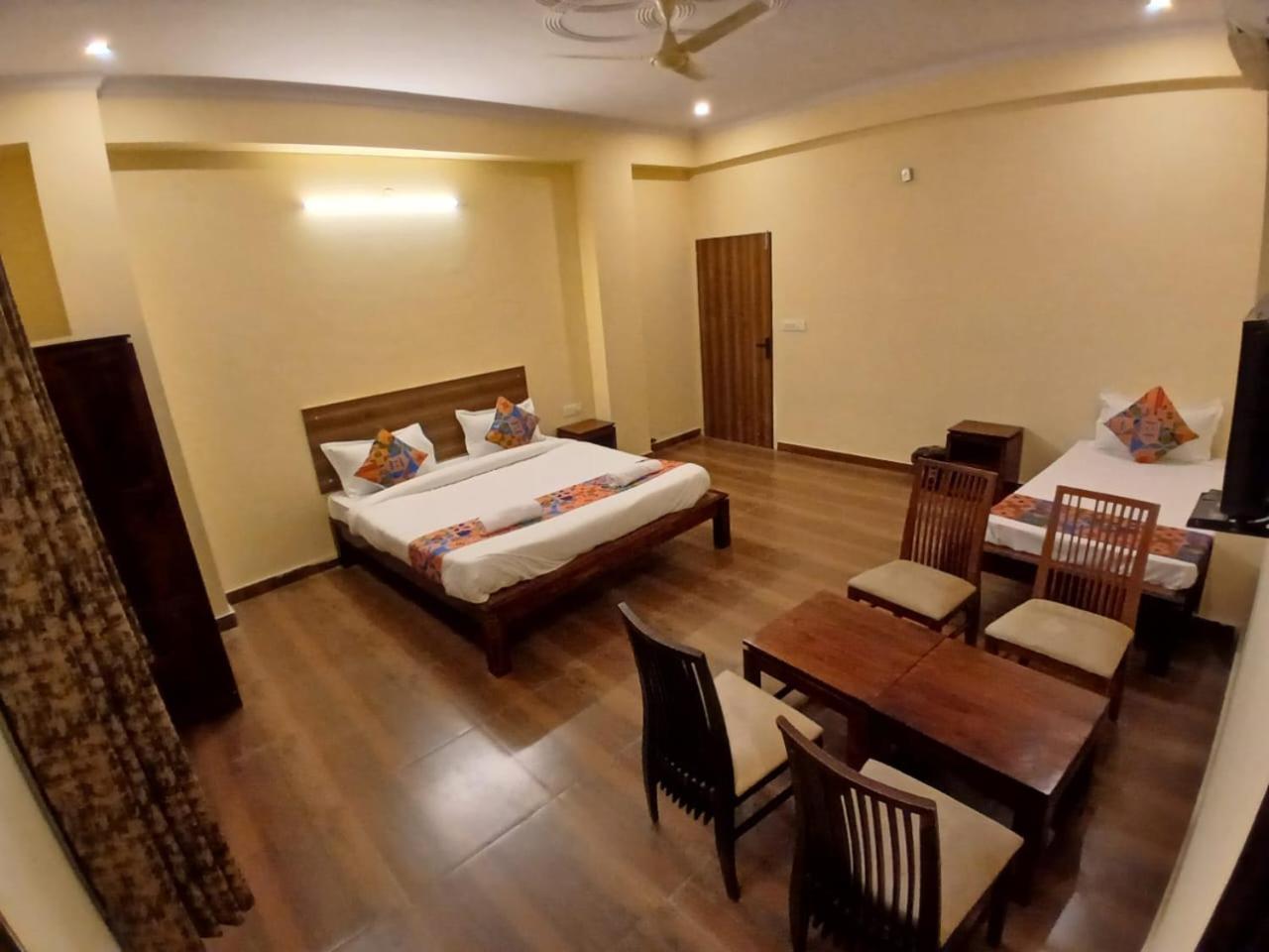 Hotel G M I, Sikar Road Jaipur Ngoại thất bức ảnh
